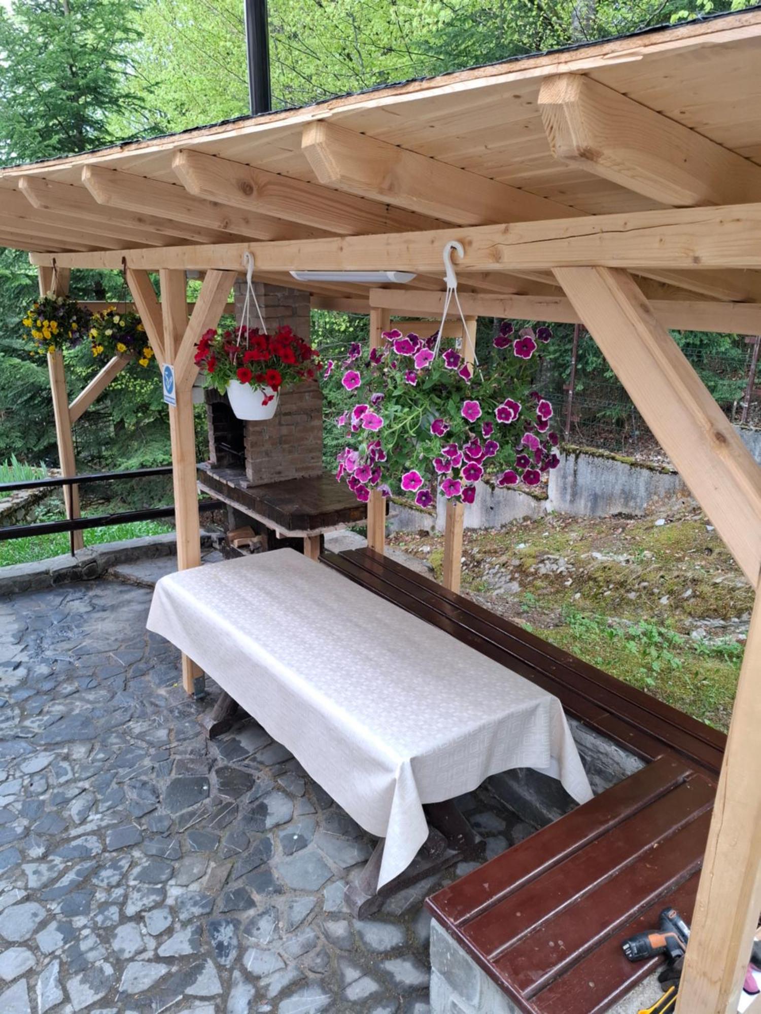 Holiday Houses Sinaia Bagian luar foto
